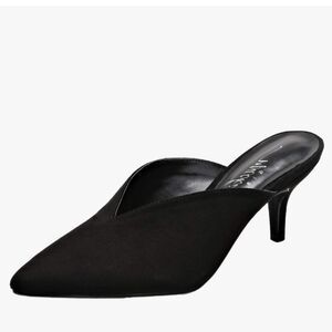 NWT Black kitten mule pumps